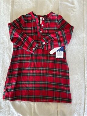 Edgehill Collection Red and Green Plaid Long-Sleeve Nightgown